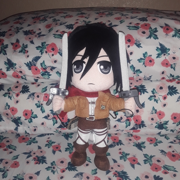 Attack On Titan Plush - Picture 1 of 1